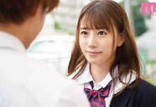 MIDE-817 好不容易交到女友却被隔壁小恶魔姐姐「初川みなみ」夺去童贞！-沐风文化