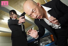 MIAA-355 丈夫引狼入室!H奶「辻井穗香」在家服务被她送进监狱的敌人!-沐风文化